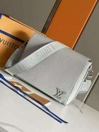 Picture of Louis Vuitton Mens Bags _SKUfw119444259fw